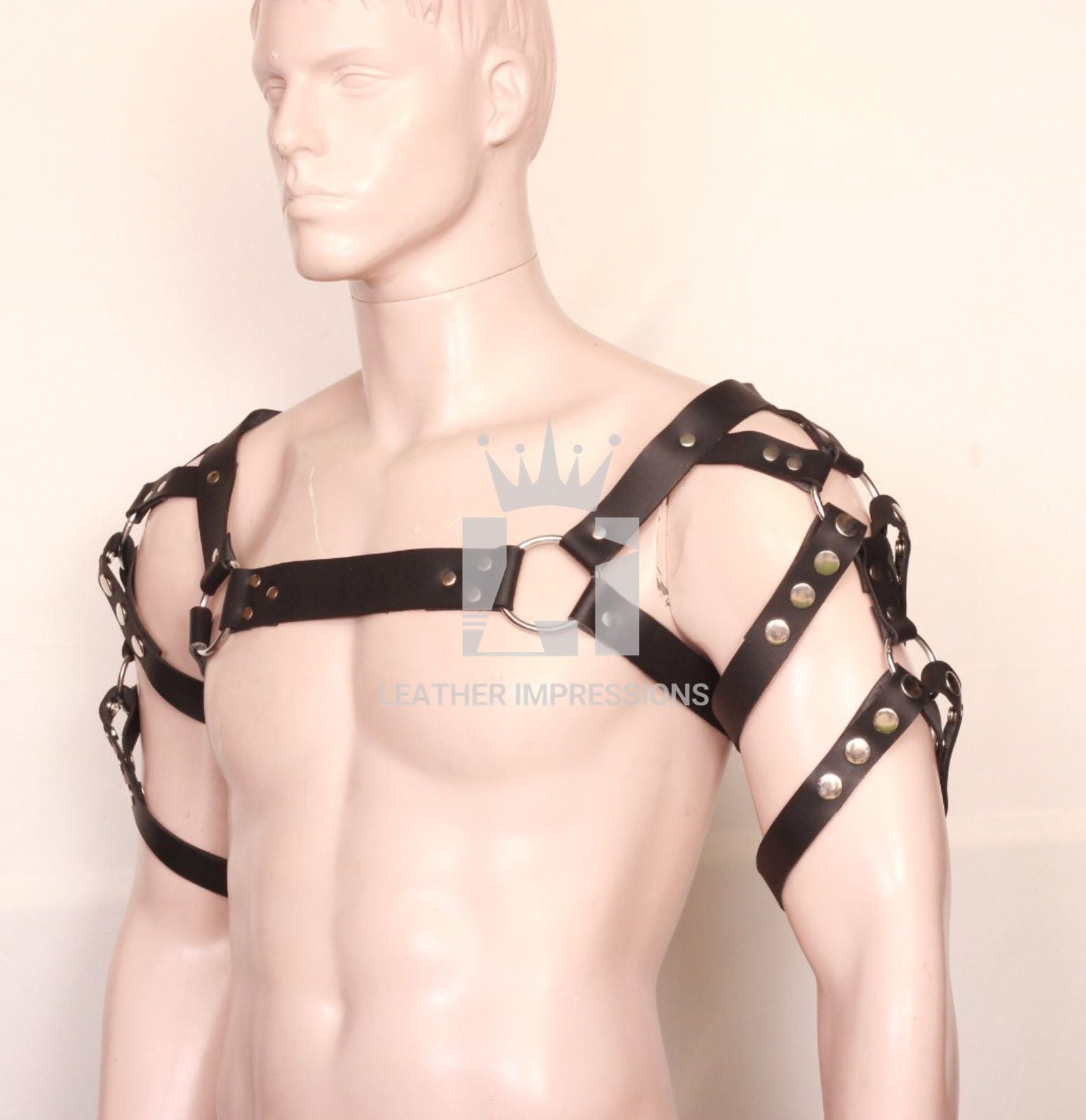 Side view image of model wearing Men's Leather Shoulder Harness 