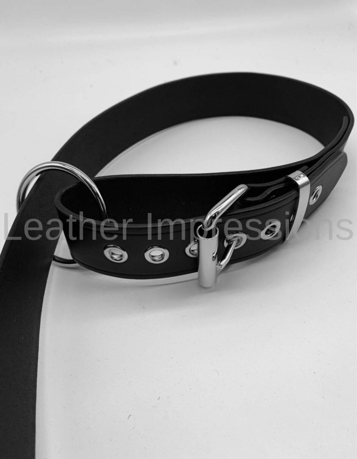 Leather BDSM Collar with Leash, bdsm collar, locking slave collar, slave collar bdsm, leather salve collar